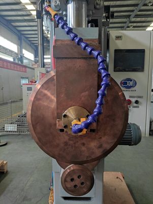 缶のための横のタイプ水漕の抵抗の圧延の継ぎ目の溶接工の溶接機